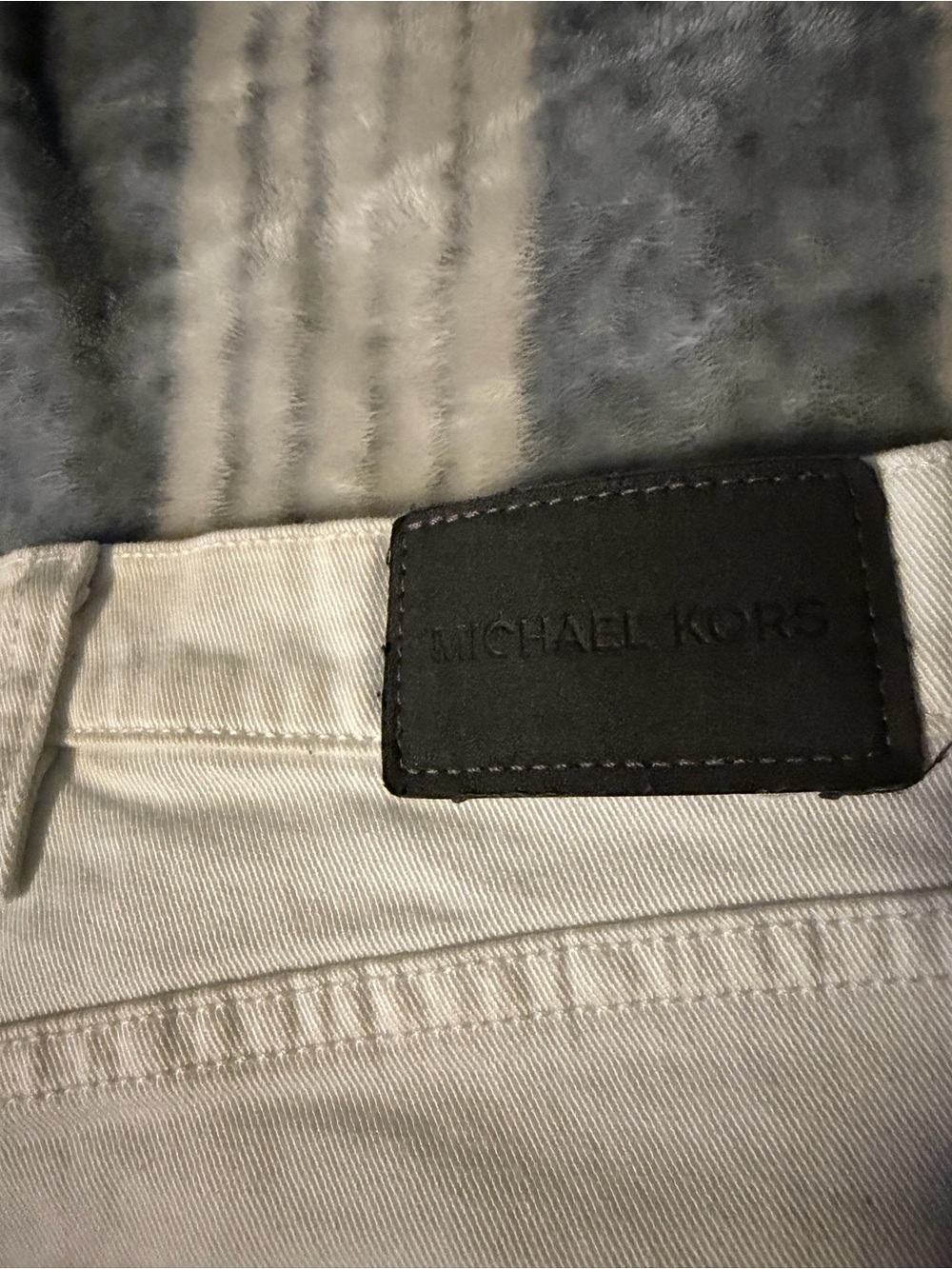 Michael Kors Men's Off-White Straight Jeans - Picture 4 of 5